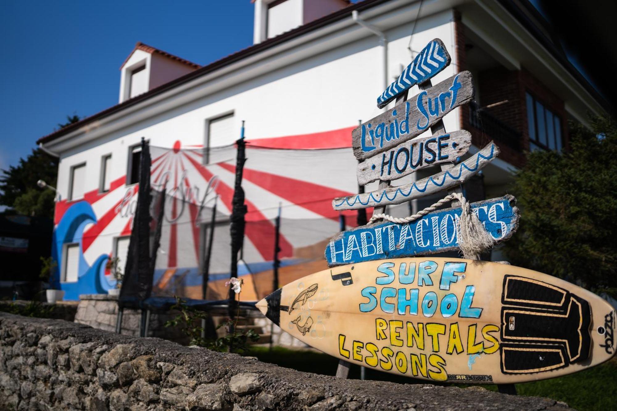 Liquid Surfhouse Hostel Langre  Exterior photo